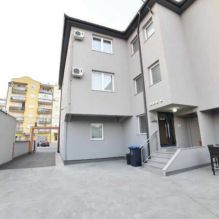 Motel Centar ビイェリナ エクステリア 写真