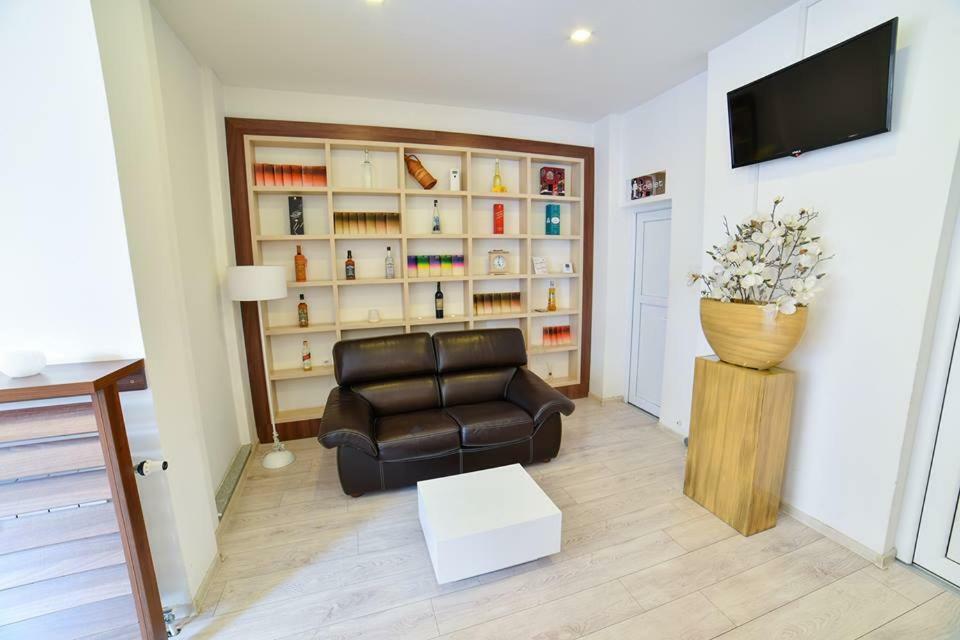 Motel Centar ビイェリナ エクステリア 写真