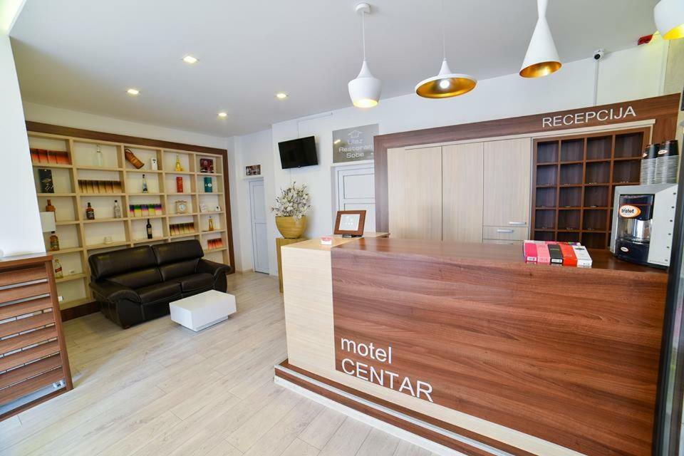Motel Centar ビイェリナ エクステリア 写真